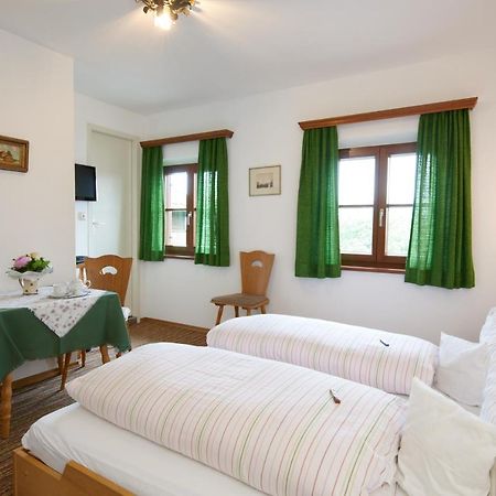 Alter Ziehbrunnen Hotell Bad Endorf Eksteriør bilde