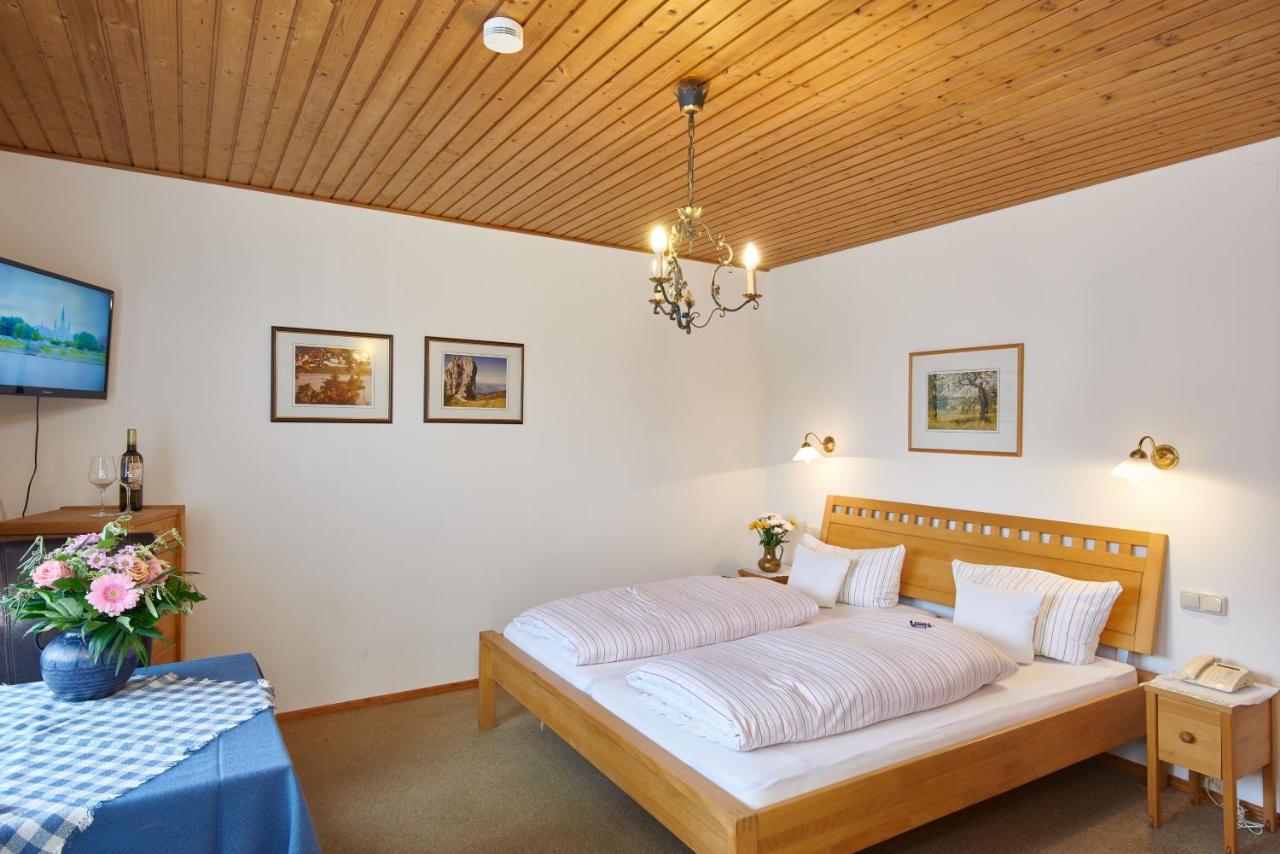 Alter Ziehbrunnen Hotell Bad Endorf Eksteriør bilde